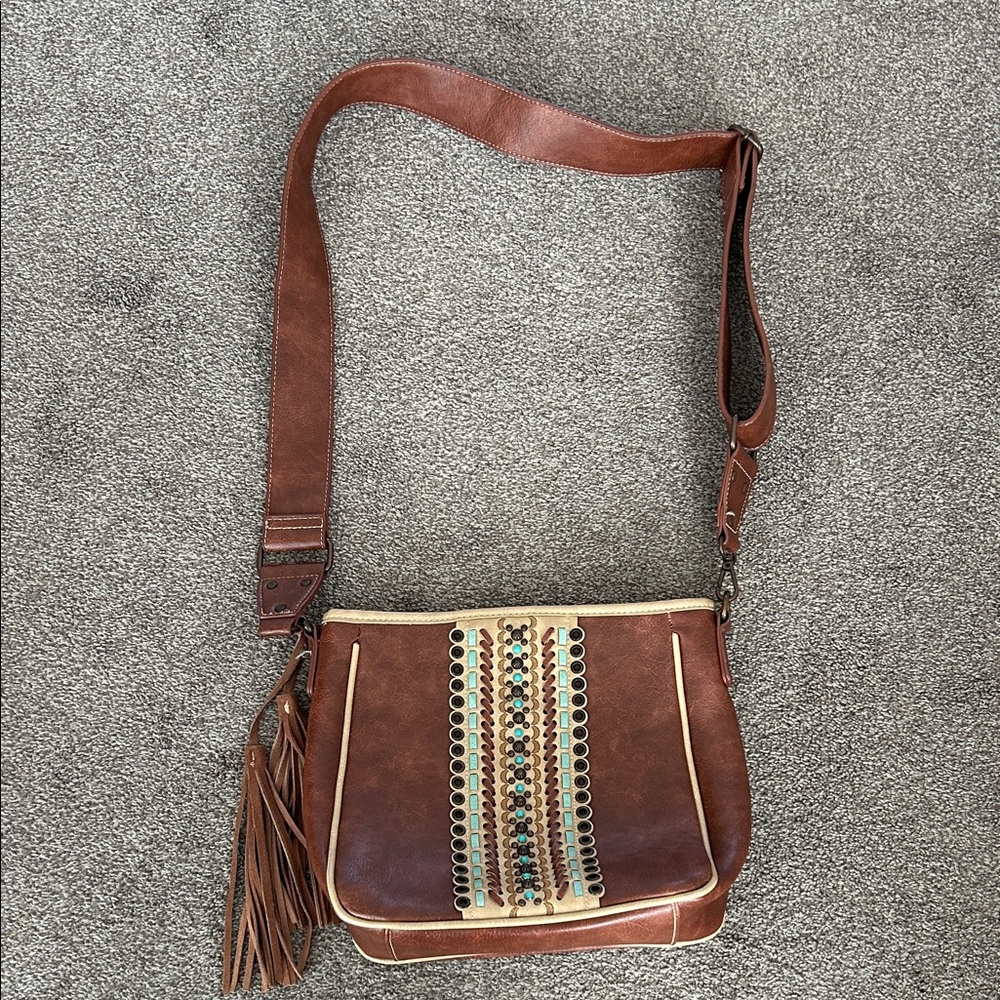 Blazin Roxx Brown Crossbody Bag with Tassel